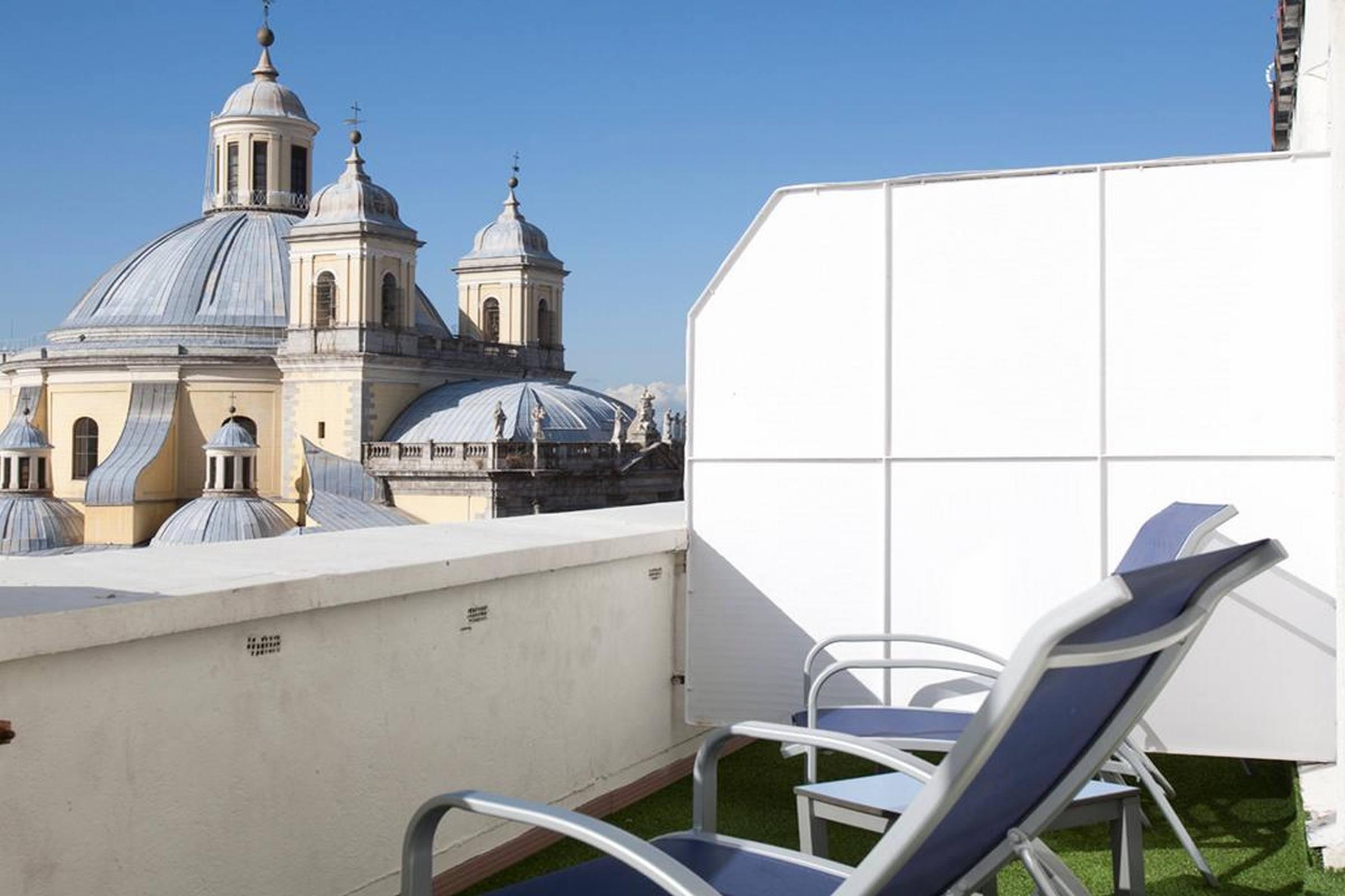 Hrc Hotel Madrid Ngoại thất bức ảnh